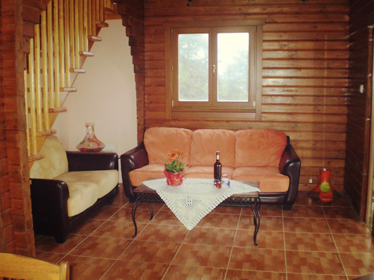 Villa Agros Timber Log House Extérieur photo