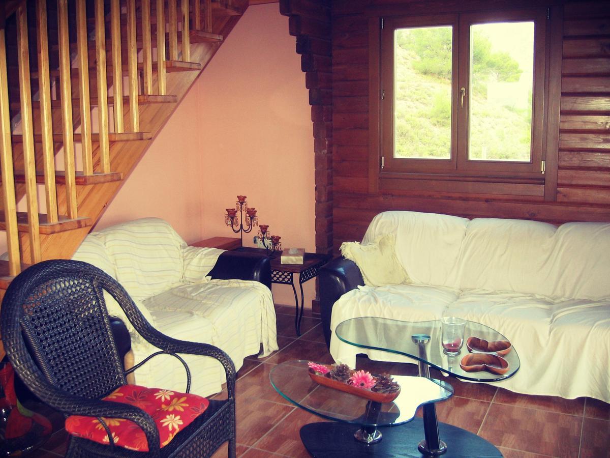 Villa Agros Timber Log House Extérieur photo