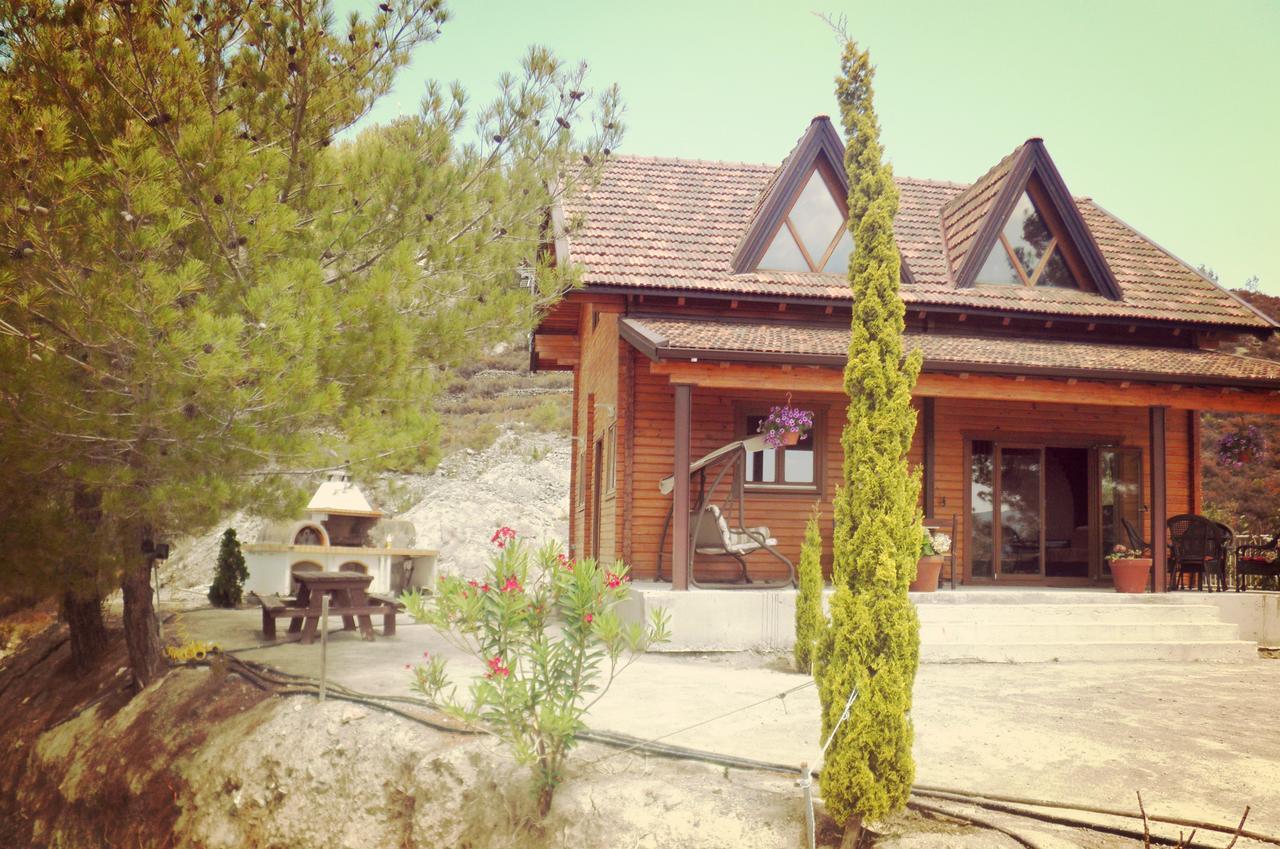 Villa Agros Timber Log House Extérieur photo