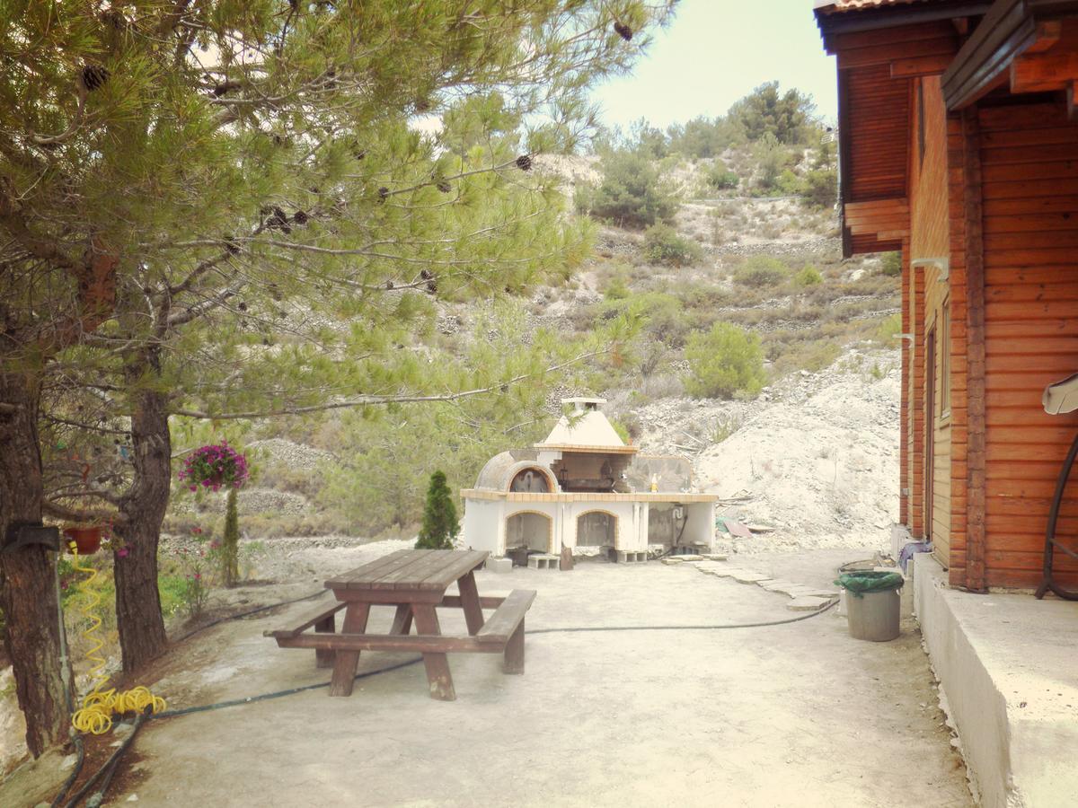 Villa Agros Timber Log House Extérieur photo